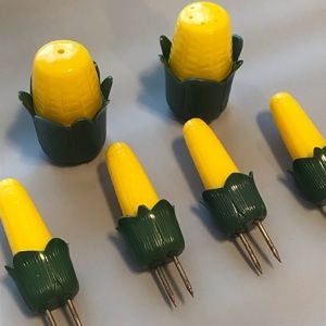 1950s Serv Rite Corn Salt and Pepper and 4 Corn Skewers